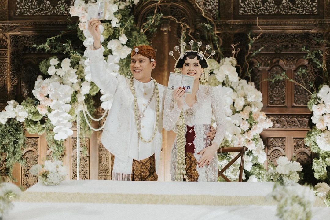 Mengintip sejumlah fakta unik dalam pernikahan Nino RAN dan Dhabitanissa Auni yang berlangsung pada Jumat (20/9/2024) lalu.