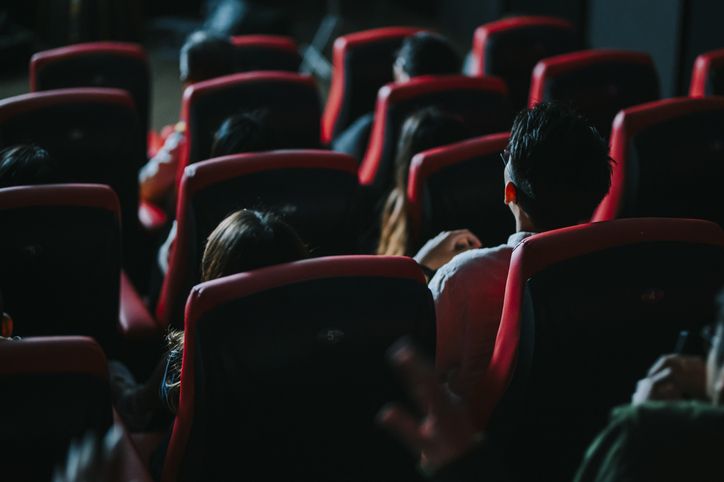 Belakangan film kisah nyata bisa dibilang menarik banyak penonton. Inikah beberapa hal yang menjadi alasannya? Yuk, cari tahu!