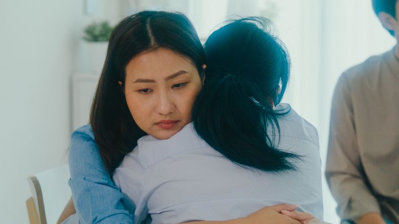 Begini cara yang bisa dilakukan dalam mendukung perempuan agar berani speak up jika menjadi korban kekerasan.