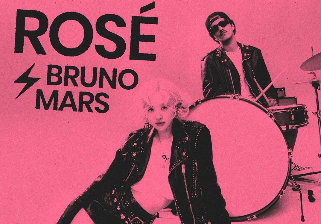 Rose BLACKPINK comeback solo, gandeng penyanyi Bruno Mars untuk kolabirasi lagu terbaru. Simak lengkapnya.