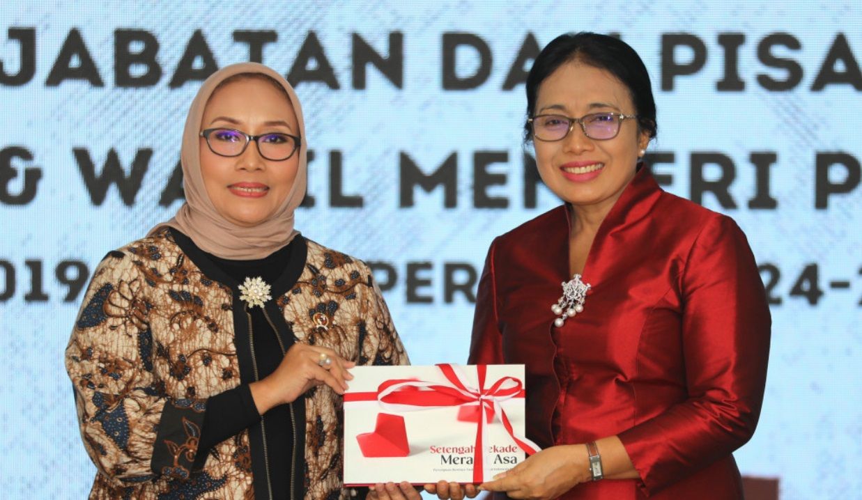 Menteri Pemberdayaan Perempuan dan Perlindungan Anak (PPPA), Arifatul Choiri Fauzi berkomitmen mewujudkan hak perempuan dan anak.