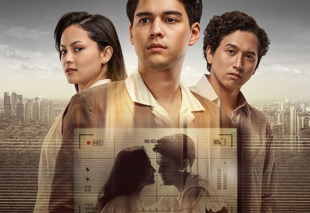 Sinopsis series Rekaman Terlarang. Serial Indonesia yang mengusung genre romantis dibalut isu politik kompleks.