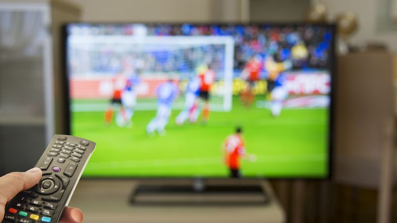 Perempuan ingin ikut larut dalam euforia Liga Inggris? Begini panduan menjadi penggemar sepak bola pemula!