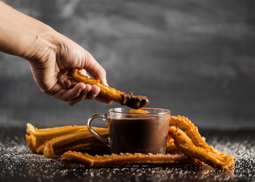 Ini dia resep churros ekonomis yang bisa jadi ide usaha kecil-kecilan untuk tambah pemasukan, simak selengkapnya.