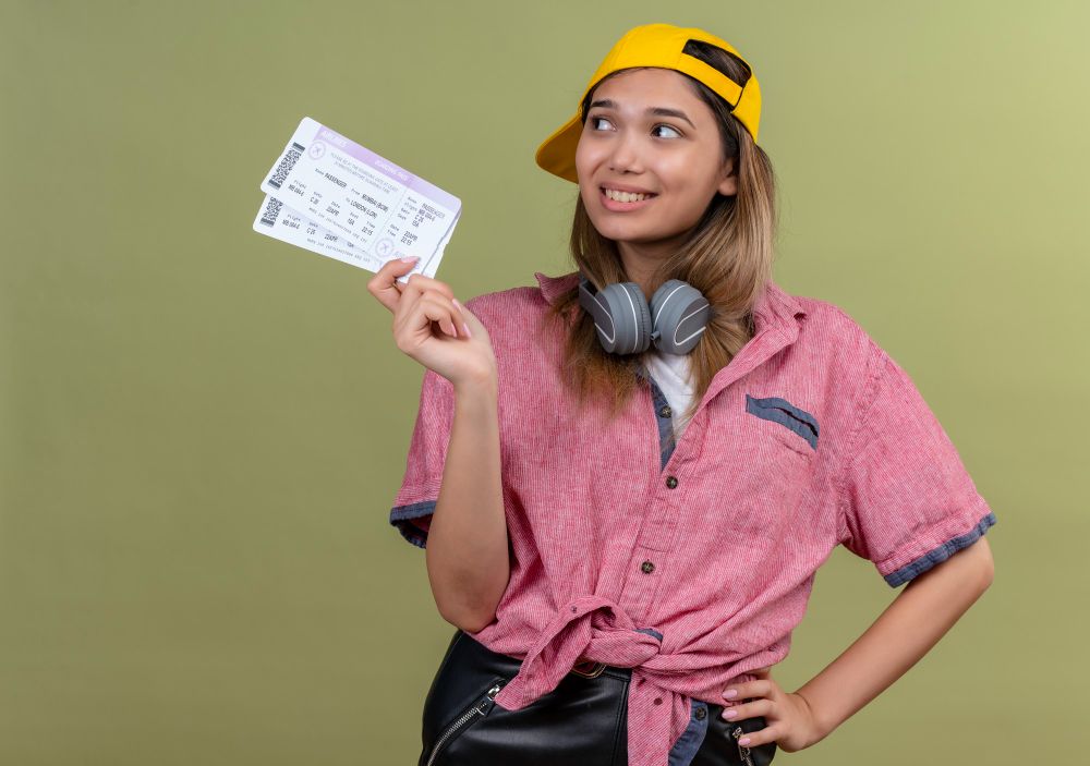 Tiket murah pesawat untuk mudik Lebaran 2025. Pemerintah berikan diskon atau potongan harga yang fantastis.