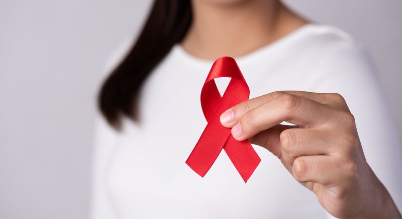 Komnas Perempuan berharap ada pemenuhan hak kesehatan tanpa stigma, diskriminasi, dan ketidaksetaraan pada perempuan dengan HIV/AIDS.