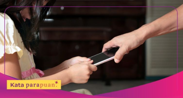 Ibu perlu membatasi anak menggunakan media sosial. Apa alasannya dan manfaatnya? Berikut penjelasan lengkapnya.
