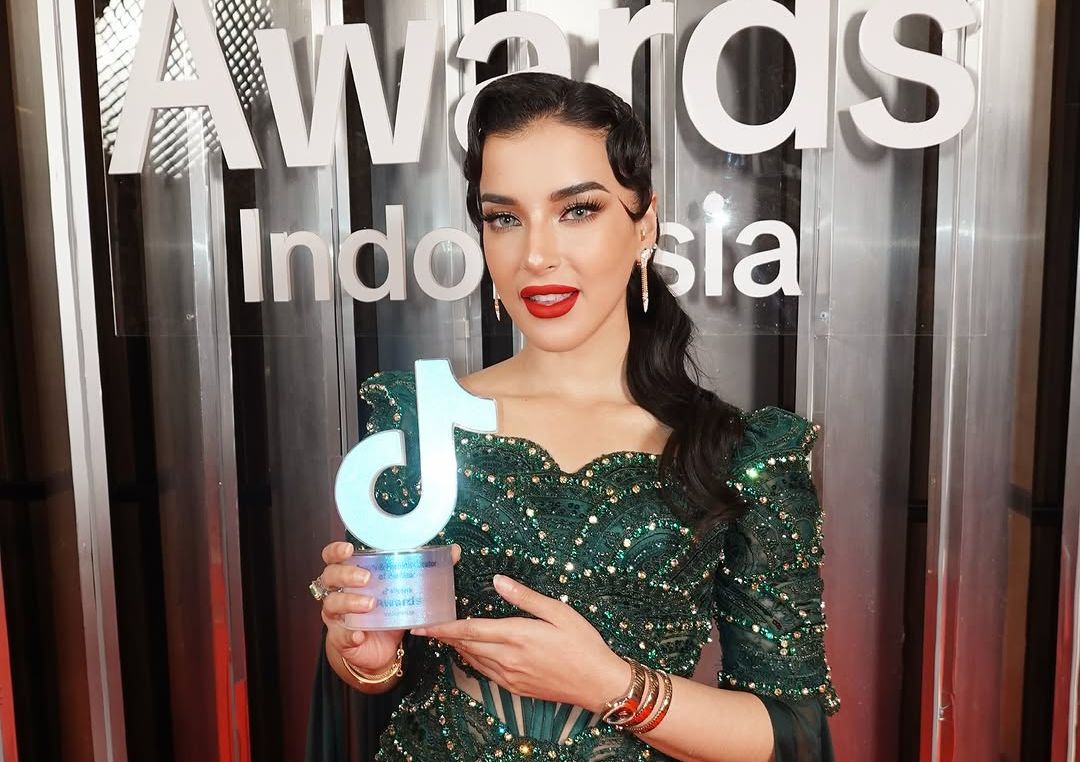 Tasya Farasya ungkap tips penting jadi kreator konten usai menang TikTok Awards 2024. Simak tips lain menjadi konten kreator!