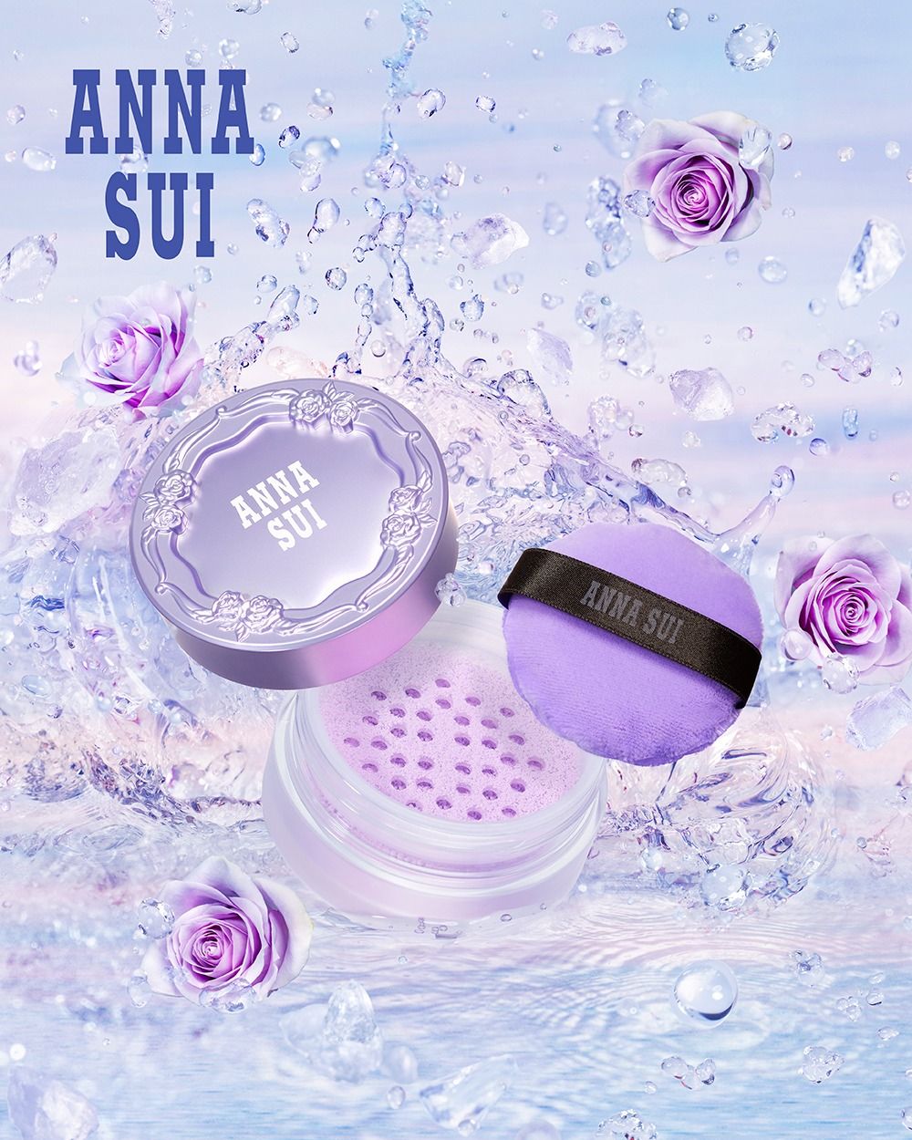 Anna Sui Water Powder N memberikan sensasi dingin, hasil halus seperti porselen, tahan lama, dan menjaga kulit segar bebas kilap sepanjang hari.