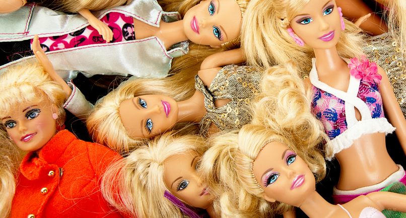 Terjadi di Amerika, begini fenomena Barbie Syndrome yang membuat penampilan perempuan jadi beban sosial.