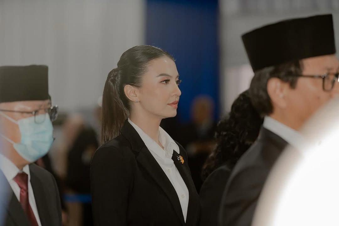 Raline Shah ditunjuk sebagai Staf Khusus Kementerian Komdigi, ternyata segini gaji yang akan diterima.