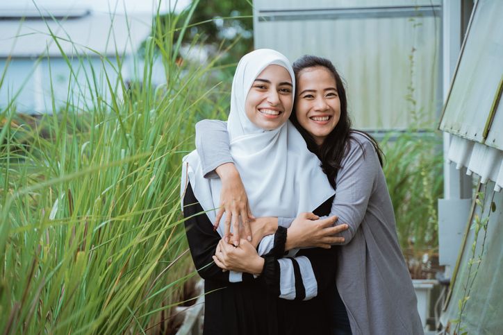 Apa yang bisa dilakukan perempuan ketika menghadapi tekanan sosial karena belum menikah di usia 30 tahun? Ini jawabannya!