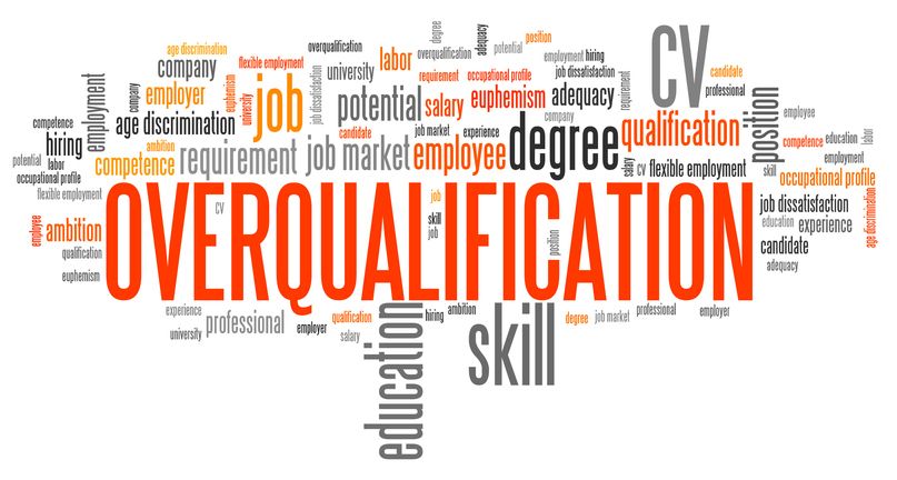 Kamu kelebihan kualifikasi atau overqualified dalam pekerjaan? Pahami keuntungan dan konsekuensi overqualification ini!