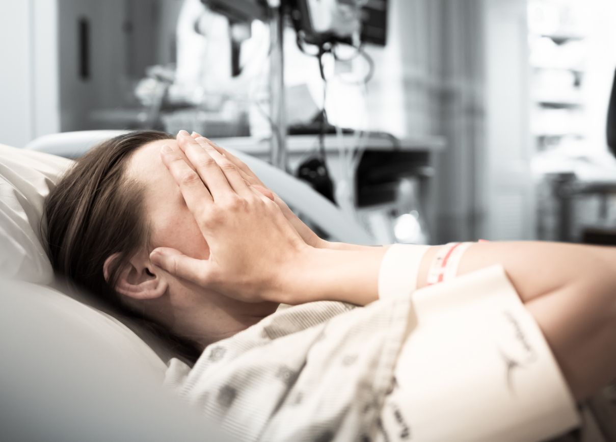Berdasarkan laporan terbaru American Cancer Society, kini lebih banyak kanker yang menyerang perempuan yang lebih muda.