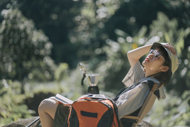 Tips recharge energi saat perempuan butuh me time di akhir pekan. Apa yang perlu dilakukan untuk mendapatkan keseimbangan hidup?
