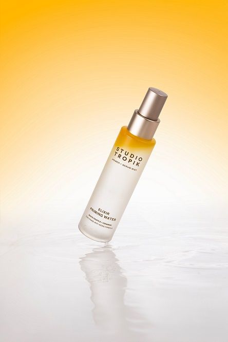 Rekomendasi priming water lokal untuk perawatan wajah dan bisa dijadikan sebagai based makeup. Berikut ulasannya.