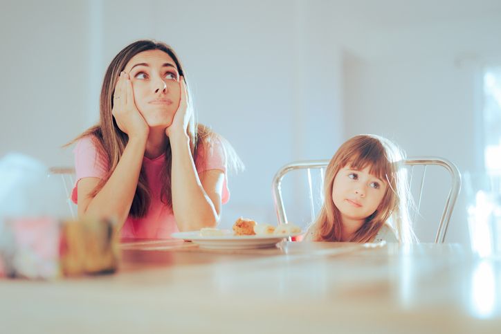 Ada lima tips agar ibu tetap sabar menghadapi anak yang picky eater. Termasuk menghindari memaksa anak.