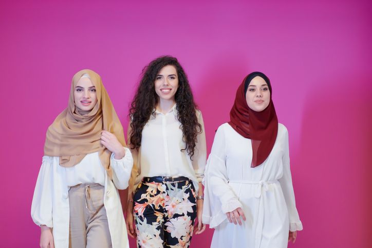 Para desainer Dubai mengungkap pengaruh bulan Ramadan terhadap tren mode, di mana modest fashion jadi favorit.