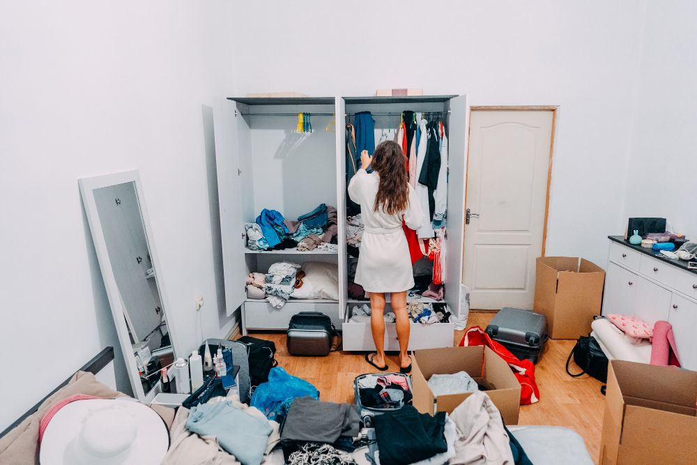 Pernah mengalami kejadian barang hilang misterius di rumah? Mungkin Disappearing Object Phenomenon yang terjadi.