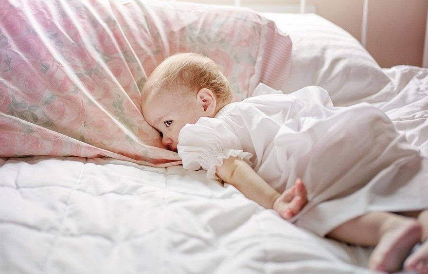 Memilih nama bayi perempuan yang bermakna cantik dan anggun adalah cara menanamkan doa sejak dini. Nama-nama ini mencerminkan keindahan, kelembutan, dan harapan terbaik bagi si kecil.