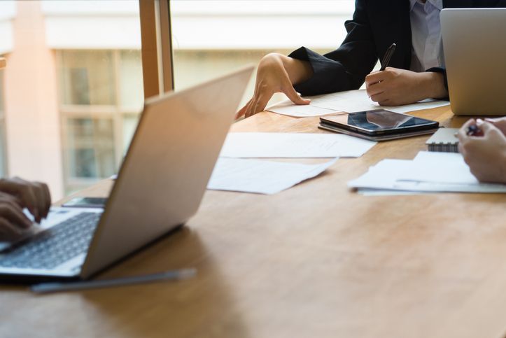 Resume kerja kamu harus punya delapan green flags ini agar disukai oleh perekrut. Yuk, simak apa saja!