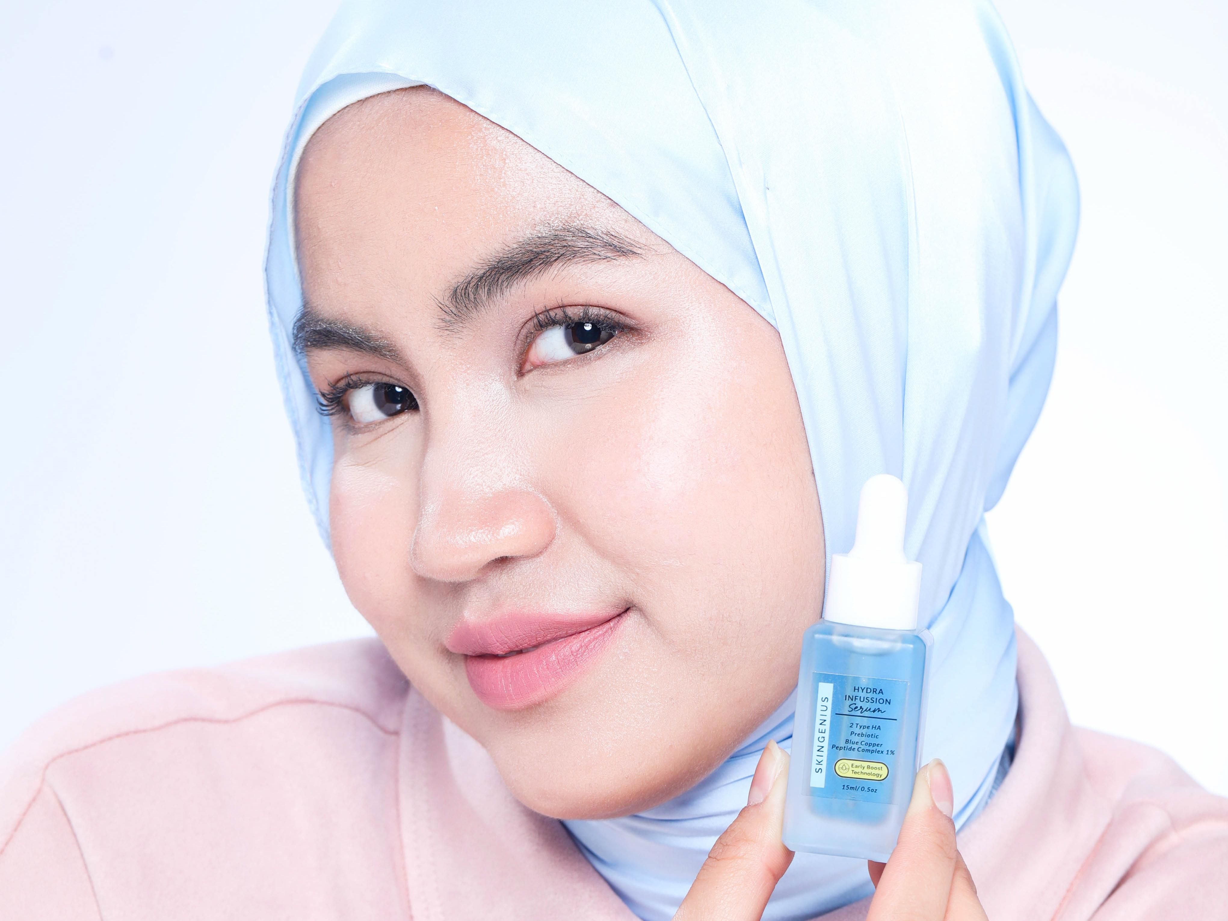 Perubahan pola makan dan minum saat bulan Ramadan bisa sebabkan masalah kulit. Ini bahan aktif pada serum yang bikin kulit glowing.