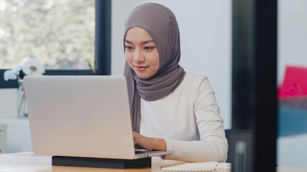 Mencapai financial freedom untuk perempuan kelas menengah bukan hal yang mustahil. Berikut lima tipsnya.