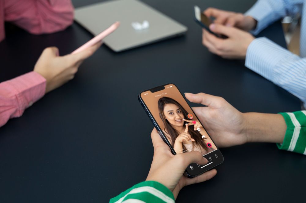 Remaja bisa salah mendiagnosis dirinya mengalami ADHD akibat misinformasi di TikTok, apa yang harus orang tua lakukan?