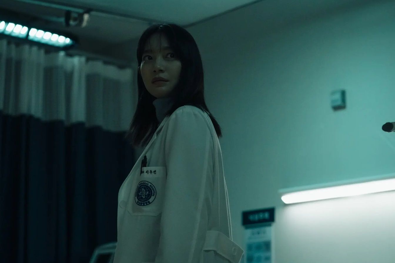 Fakta drakor Karma dan alasan lengkap kenapa kamu harus menonton drama Korea ini. Alur cerita yang menarik dan menegangkan.