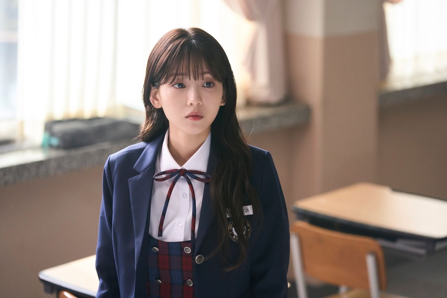Dikemas dengan sinopsis drakor yang unik dan menarik. Drama Korea Head Over Heels dijawalkan tayang di Prime Video.