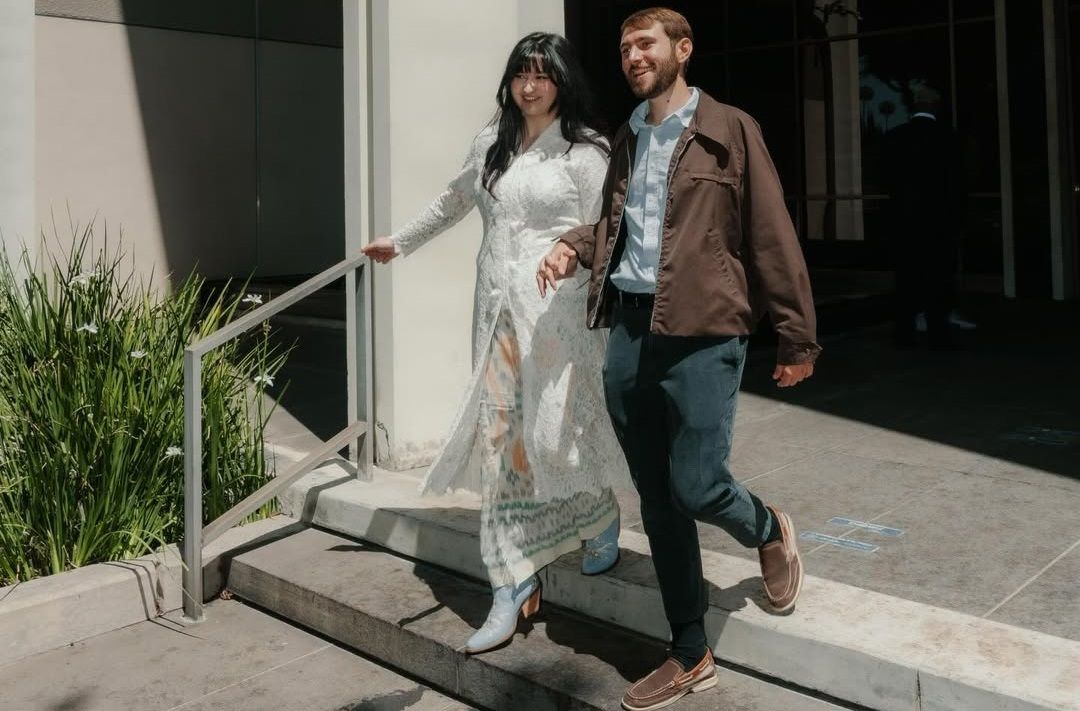 Stephanie Poetri menikah dengan sang kekasih menggunakan konsep intimate wedding. Ini tips jika kamu ingin konsep serupa.
