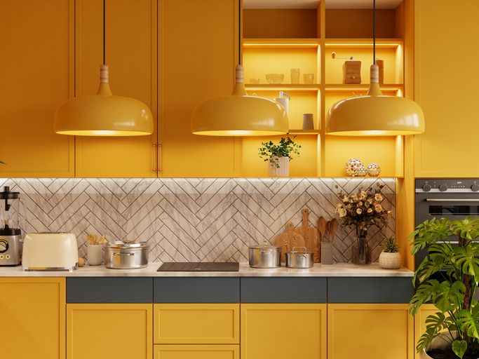Menurutmu biasa, ternyata beberapa jenis barang ini tidak disarankan untuk disimpan di lemari dapur. Apa saja?