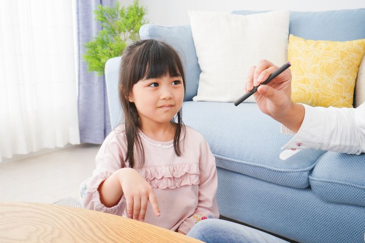 Jika dibiarkan, perilaku manipulatif anak bisa berkembang serius meski tidak bermaksud nakal awalnya. Simak tanda-tanda dan cara menghadapinya!