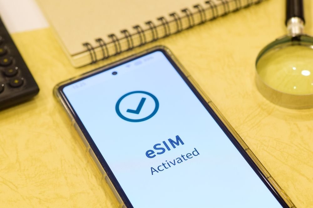 Simify, penyedia layanan eSIM internasional, menawarkan solusi inovatif berupa kartu SIM digital dalam bentuk eSIM.