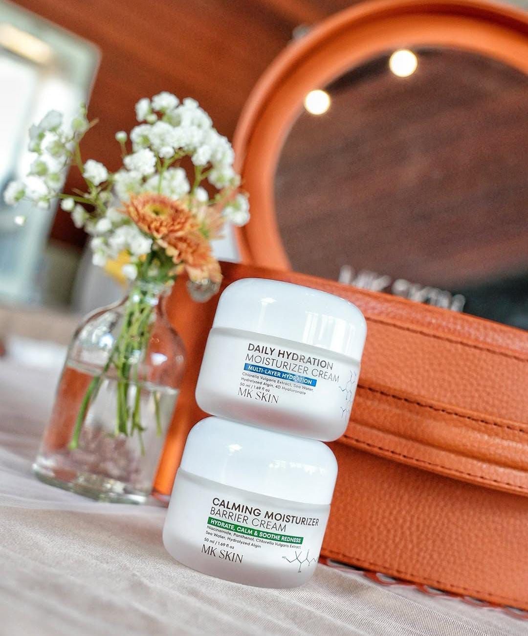 Di iklim Indonesia yang cenderung gerah, pakai skincare dengan formula yang salah bisa bikin lengket. Ini rekomendasi pelembap yang tepat.