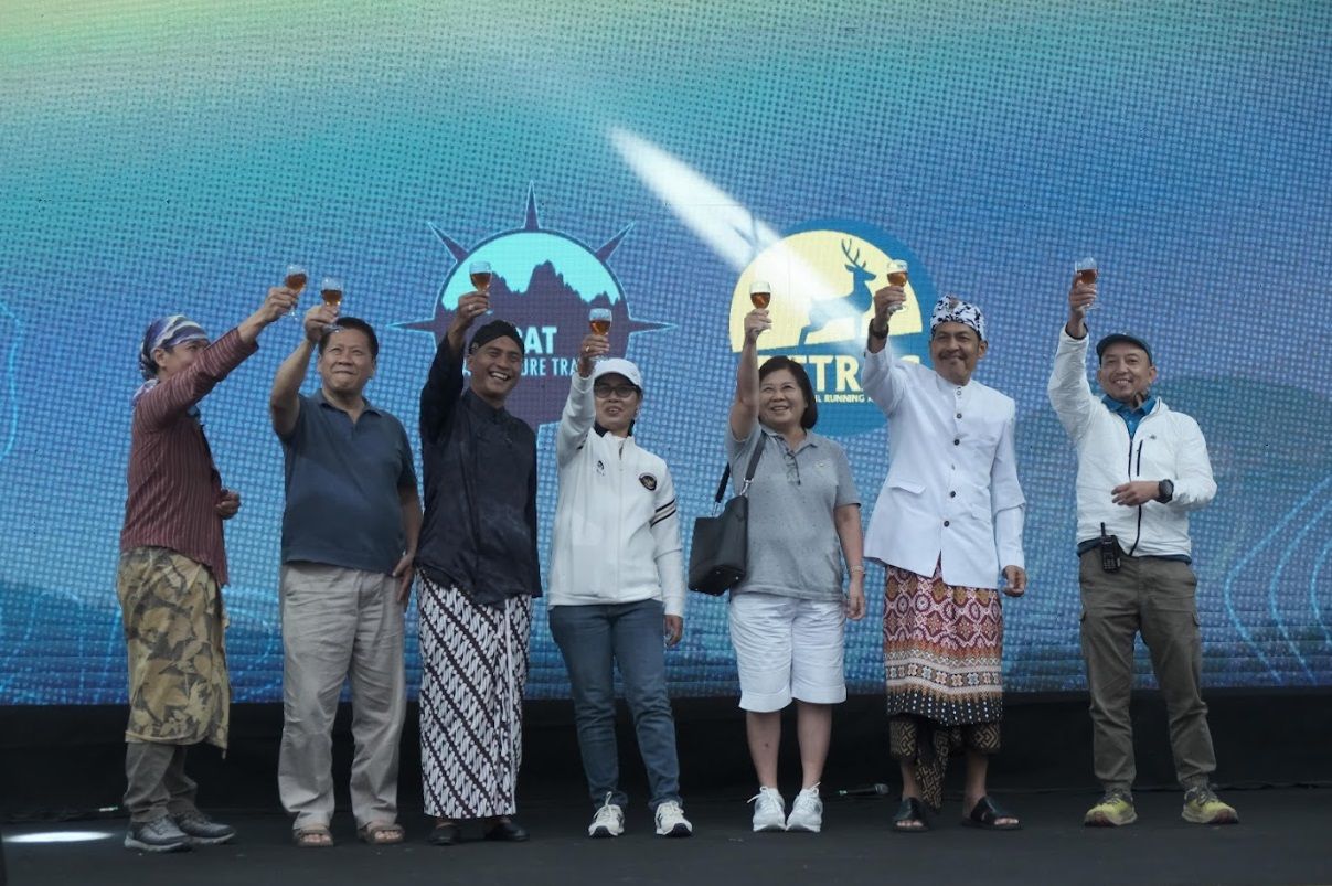 Kemeriahan acara Dieng Caldera Race 2025. Mulai dari pembukaan yang menampilkan pertunjukan budaya hingga antusias para partisipan!