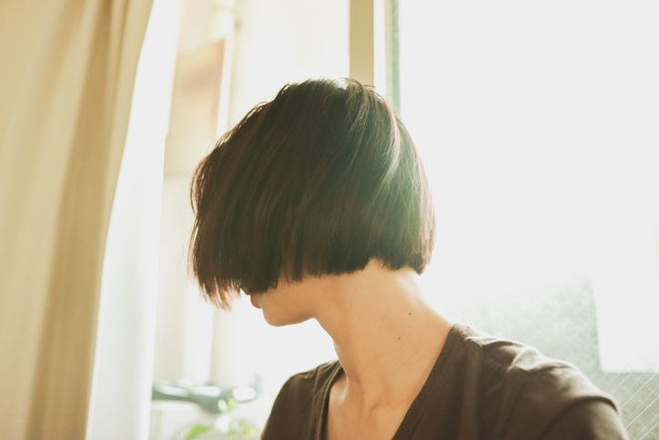 Agar tidak menyesal mengikuti tren gaya rambut bob, pertimbangkan dulu ini sebelum memotong rambutmu!
