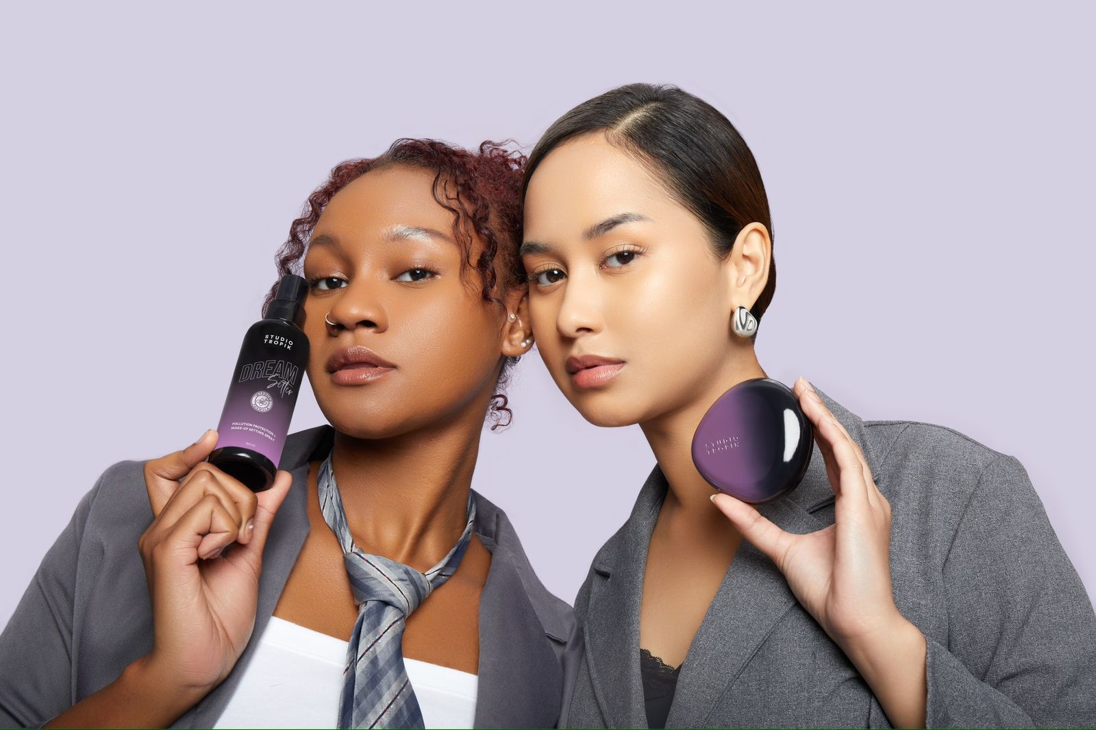 Kawan Puan ingin produk makeup yang tahan segala kondisi dan mendukung aktivitasmu? Ini rekomendasi cushion anti badai itu!
