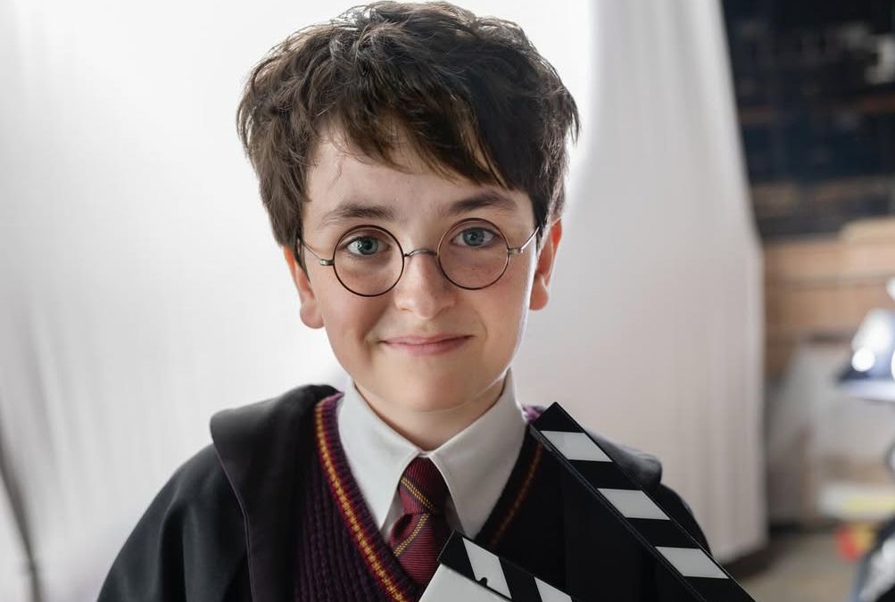 First look pemeran Harry Potter terbaru yang kini tengah memasuki proses syuting, serta beberapa tambahan pemain lainnya.