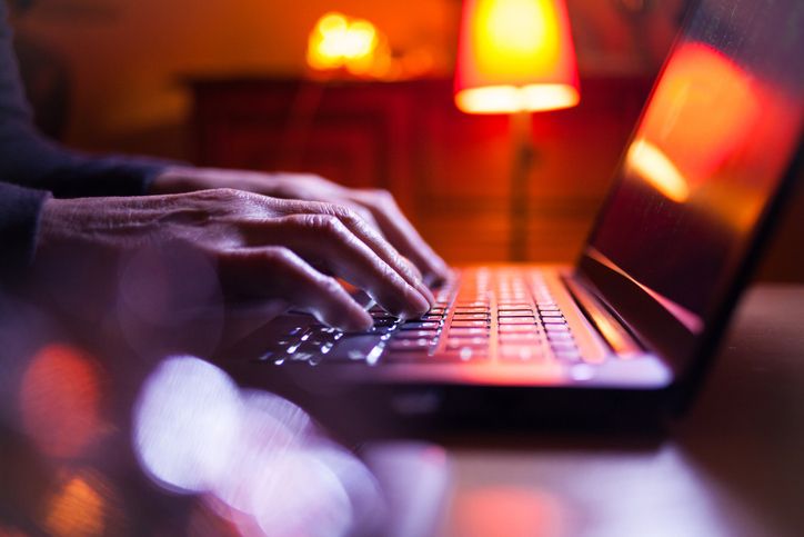 PARAPUAN dan SAFEnet sepakat perlunya perlindungan lebih kuat di ranah digital mengingat ancaman kejahatan dan KBGO pakai AI.