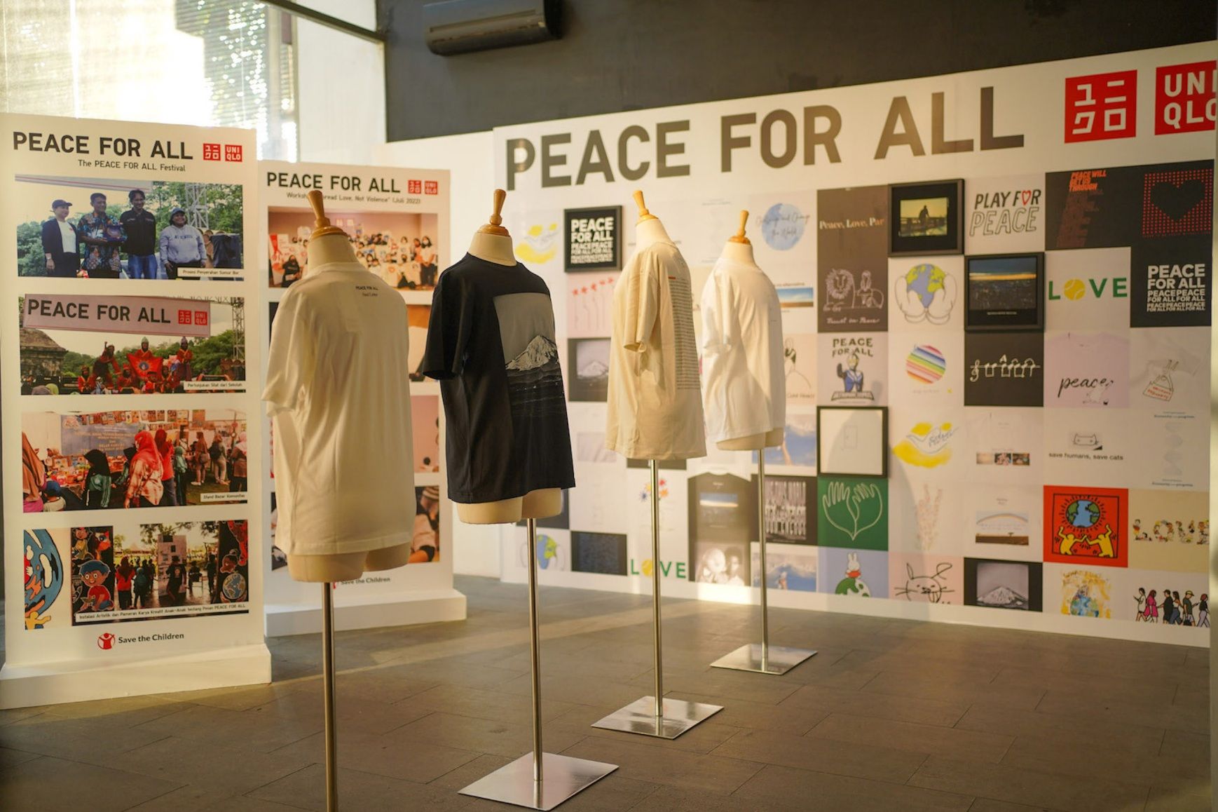Dengan membeli T-Shirt PEACE FOR ALL dari UNIQLO, kita bisa turut mendukung pemenuhan hak anak dan perdamaian.