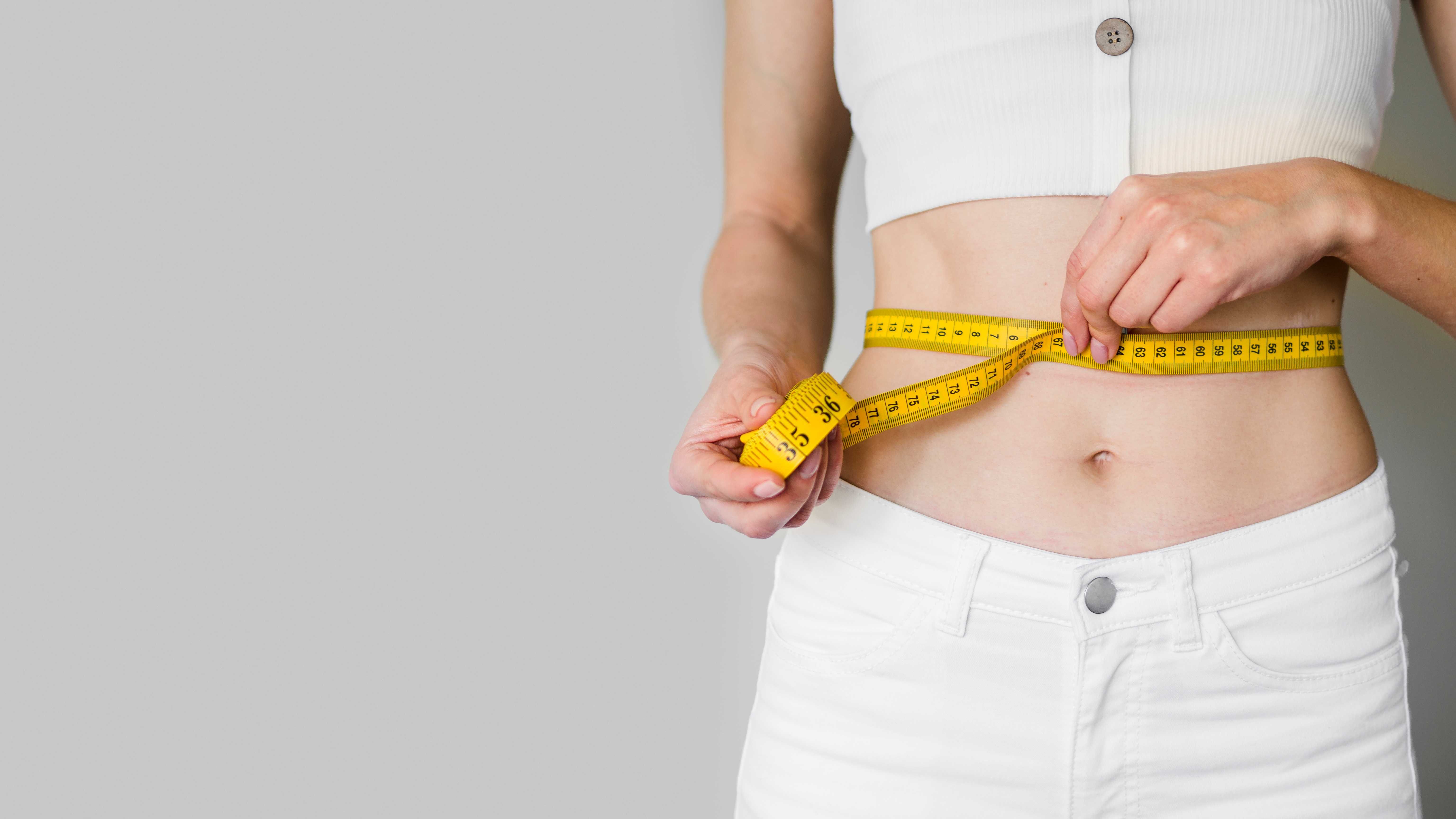 Three Layers di SAÉ Clinique, perawatan holistik inovatif yang menargetkan lemak, otot dan kulit secara menyeluruh untuk hasil yang optimal.