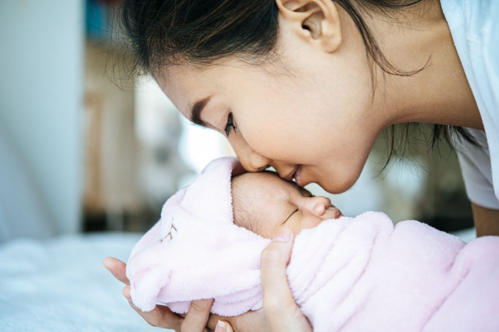 Tujuh rekomendasi nama bayi yang terinspirasi dari karakter dalam film Sore: Istri dari Masa Depan yang kini sedang populer.