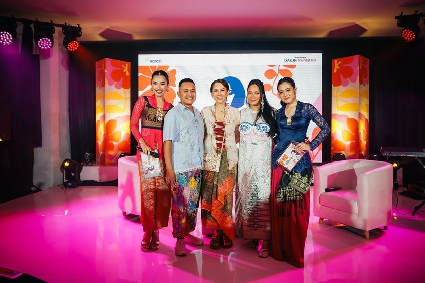 Dalam rangka Hari Kebaya Nasional, Bakti Budaya Djarum Foundation menginisiasi gerakan kita Berkebaya.
