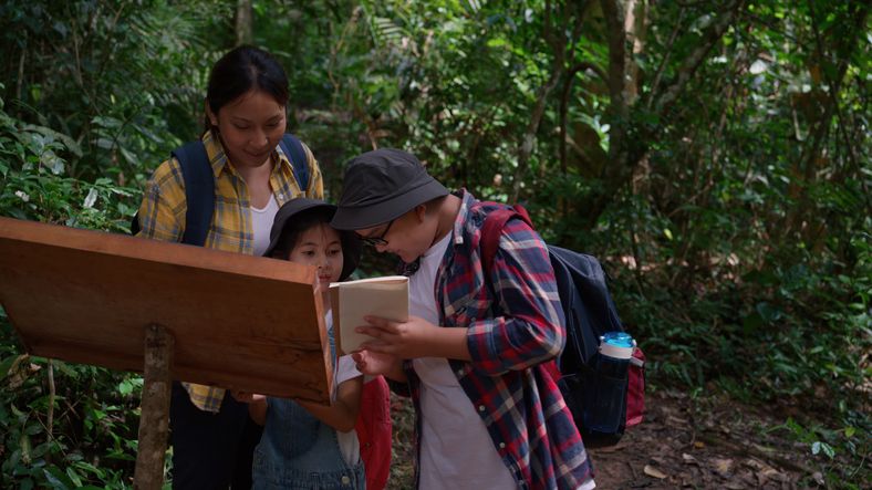 Beberapa taman nasional di Indonesia yang ramah anak, bisa dikunjungi seluruh anggota keluarga. Mana saja?