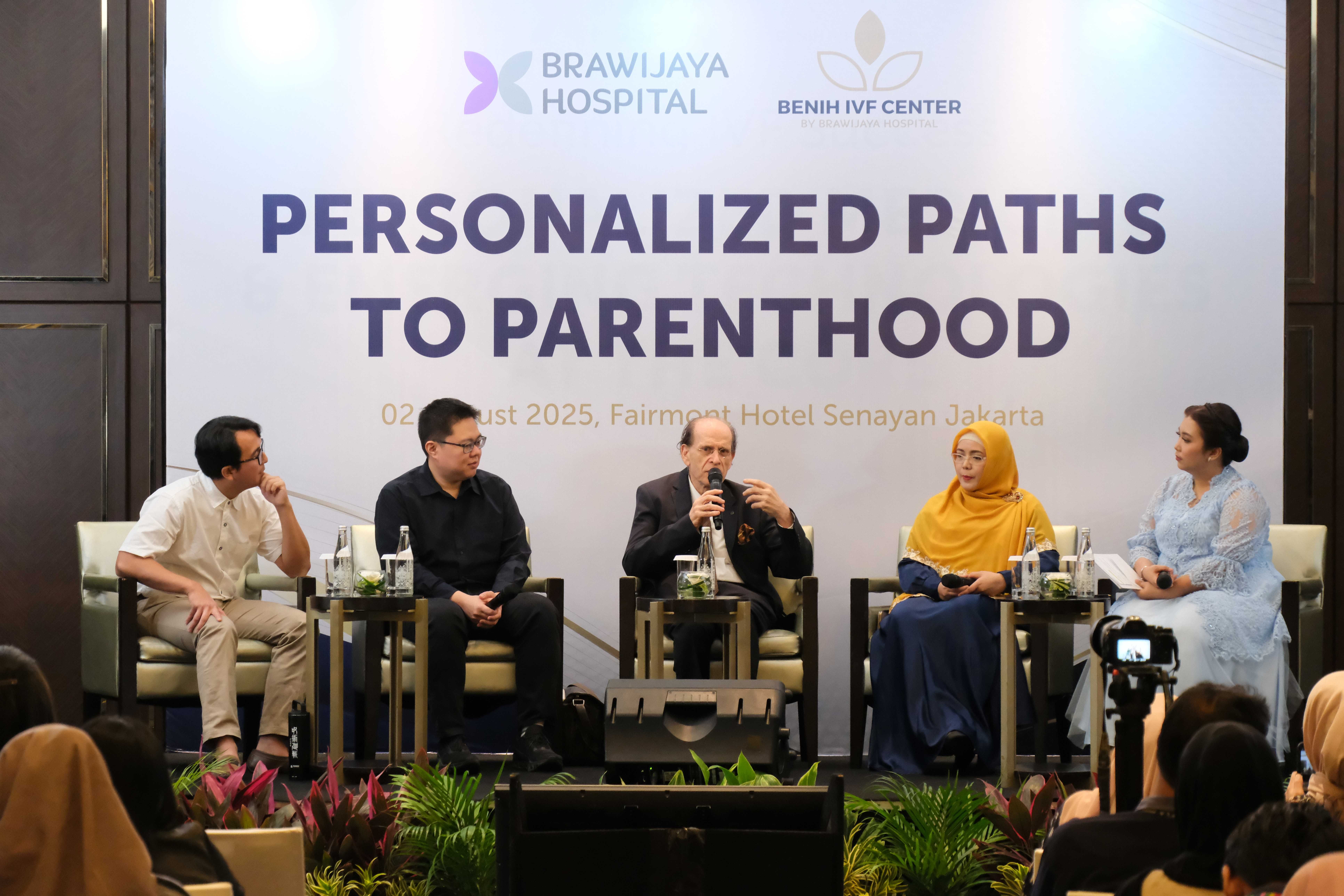 Benih IVF Center mengadakan talkshow bertujuan mengedukasi pasangan mengenai pentingnya personalisasi pendekatan IVF untuk meningkatkan keberhasilan. 