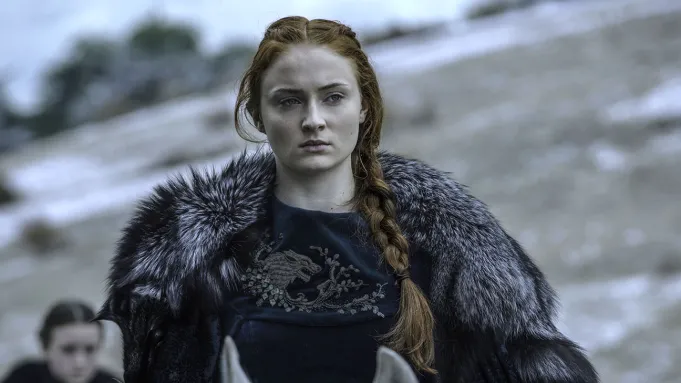 Penjelasan Sophie Turner tentang adegan kontroversial saat ia memerankan Sansa Stark di Game of Thrones.