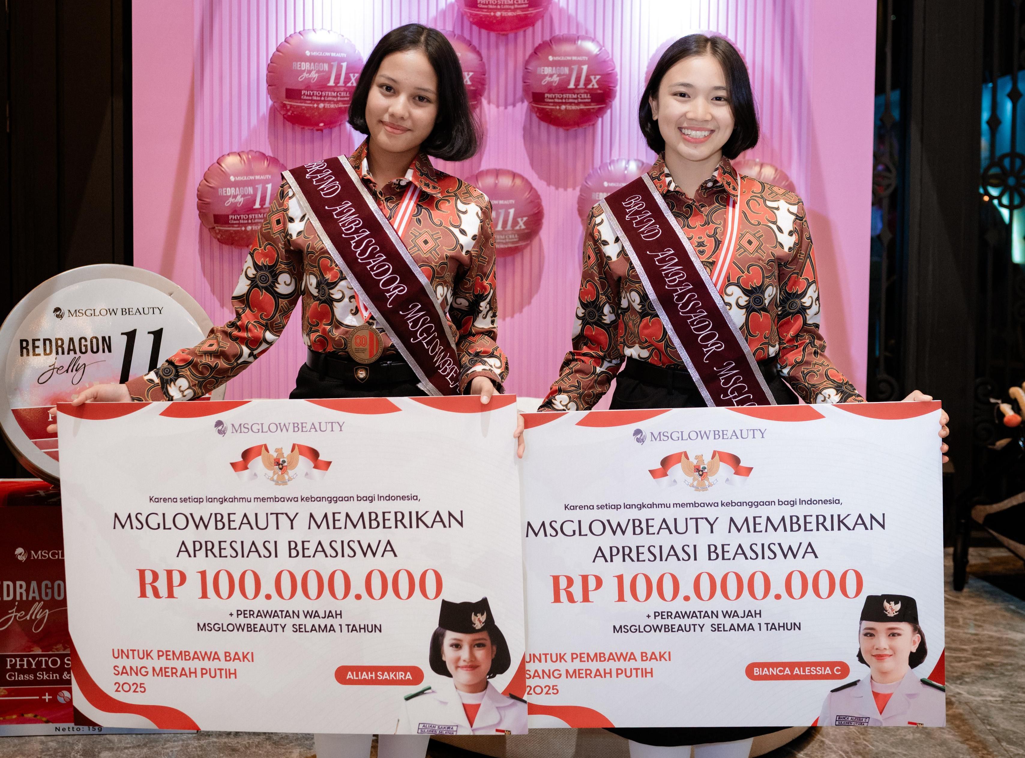 Brand lokal MS Glow Beauty berikan apresiasi pada dua pembawa baki bendera merah putih dan rilis produk terbarunya.