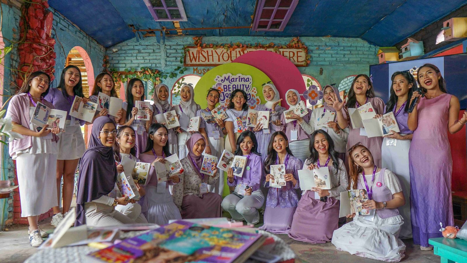 Marina Beauty Journey 2025 adalah wadah bagi perempuan muda mengoptimalkan potensi diri melalui berbagai kegiatan inspiratif.