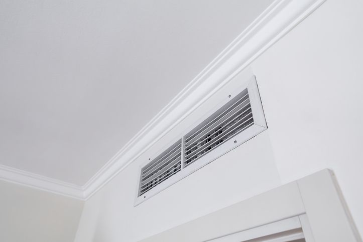 Kualitas udara di rumah buruk karena kurangnya ventilasi? Ini yang bisa kamu lakukan untuk memperbaikinya.